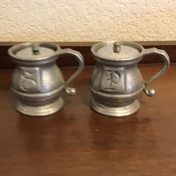 Vintage 1960s Wilton Pewter Salt & Pepper Shakers